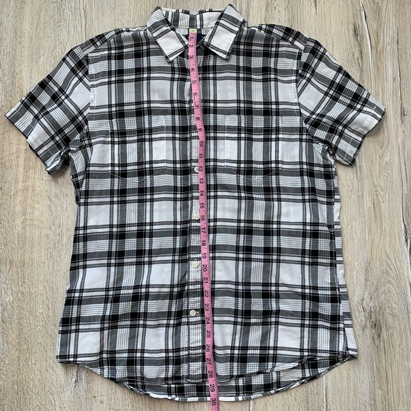 Gap Slim Fit Plaid Short Sleeve Button Up Tee Sz Large - Picture 8 of 9